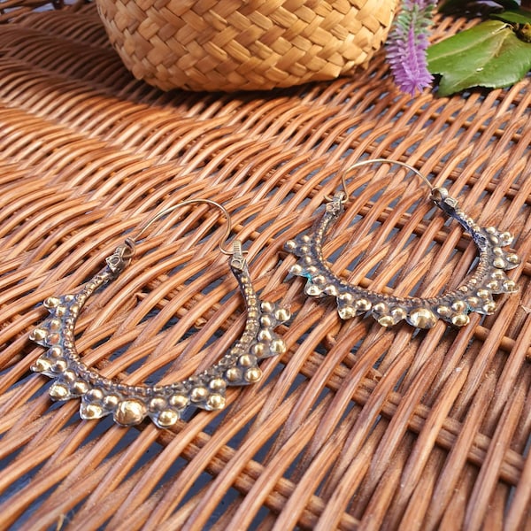 Large hoop earrings, handmade, boho hoops,circle earrings,bohaimian jewelry earrings,gypsy earrings,ethnic art,tribal jewellery, r