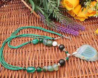 Green jade necklace,agate,boho jewelry,green natural gemstone,long necklace,jade,gift for her,women,handmade gift,special occasion,unique