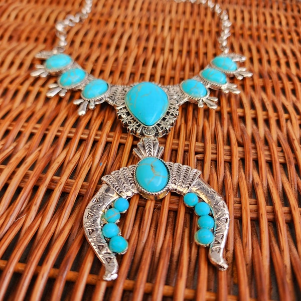 Turquoise statement necklace,squash blossom,women tribal jewellery,boho,chunky,kuchi,gift for her,dramatic necklace,ethnic,Navajo