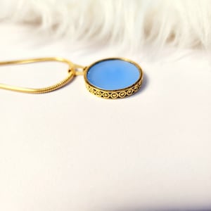 Chalcedony pendant necklace gold,round,blue,flat,gift for her,women jewelry,aqua,gemstone,unique,simple,18k gold,vintage style,mothers day