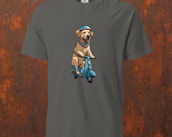 Labrador auf einem Moped Komfort Farben T-Shirt Hunde-Liebhaber Moped Geschenke