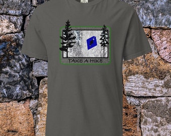 Nehmen Sie ein Hike Comfort Colors T-Shirt
