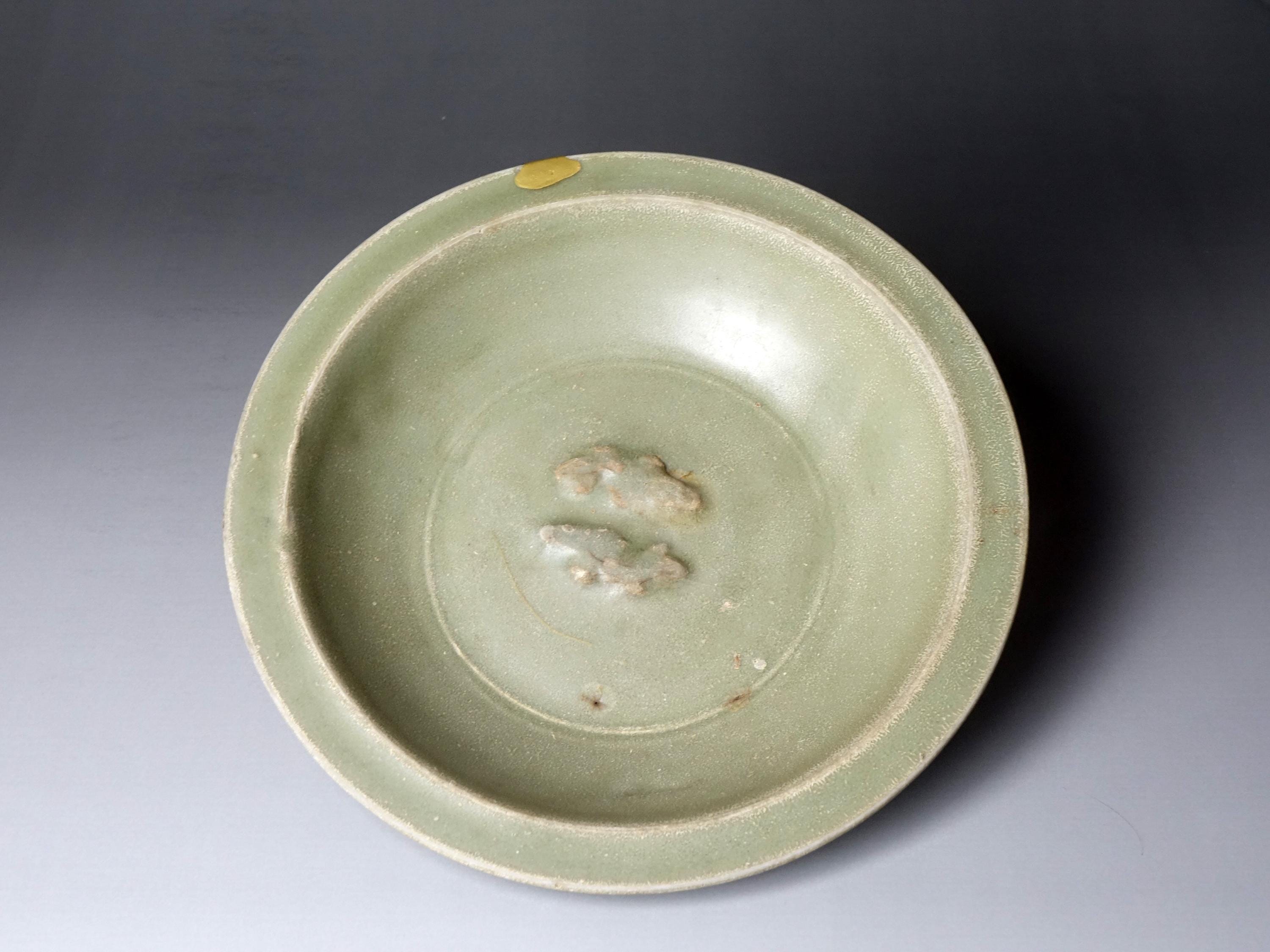 龍泉青磁双魚皿：南宋・元時代（19.5cm） - Etsy 日本
