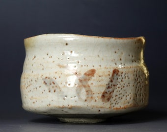Mid 20c Ko Shino Chawan pour la cérémonie du thé japonaise Bol à thé matcha Wabi Sabi