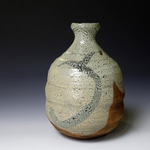 Early 20c E-Karatsu Tokkuri Sake Bottle Japanese Antique Ceramics