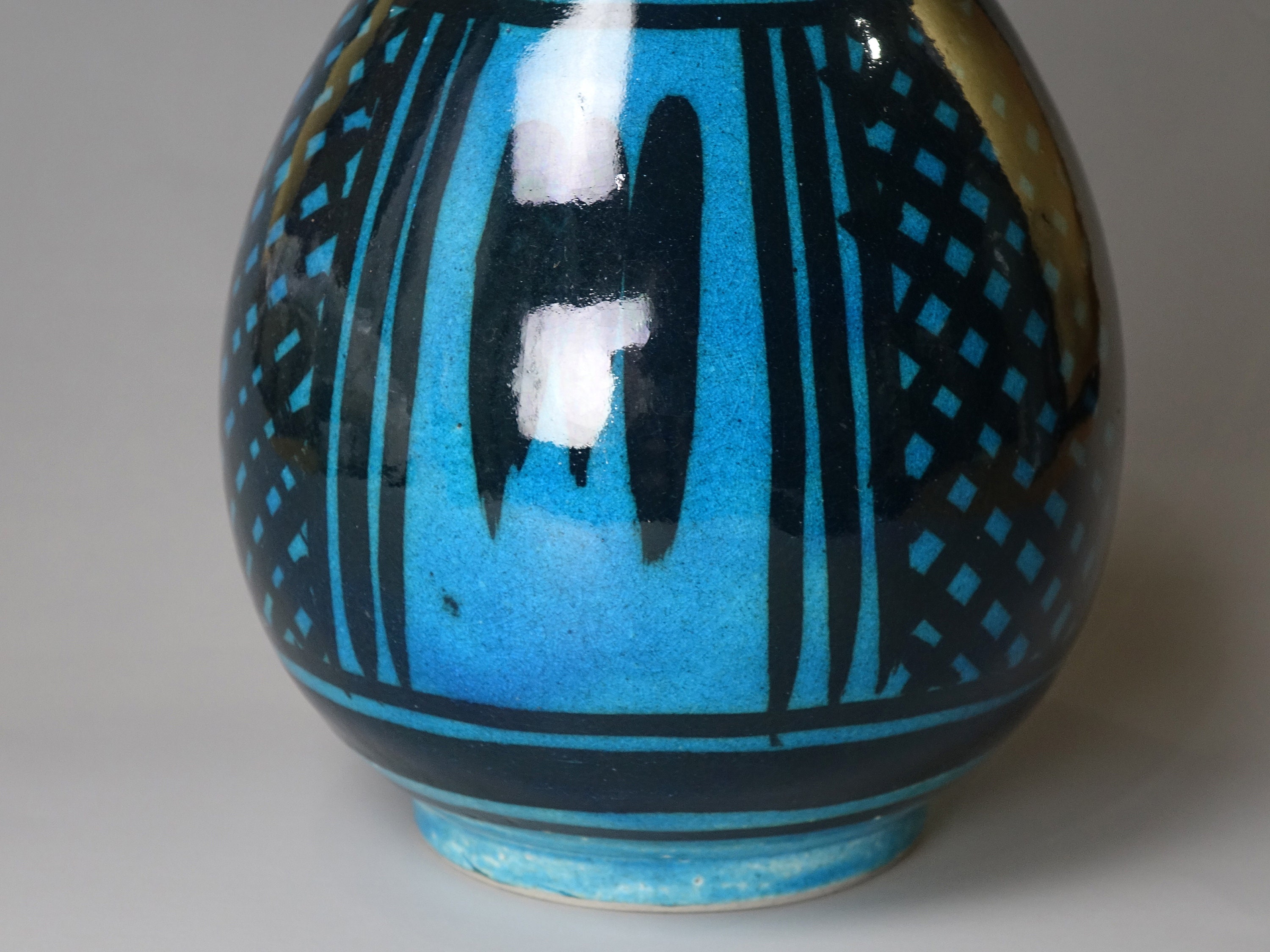 ヴィンテージ 六代目清水六兵衛 (1901-1980) 青い花瓶: 日本の陶器