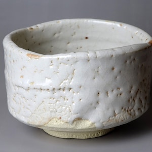 Master Potter Wakao Toshisada (b. 1933) Shino Ware Chawan for  Japanese Tea Ceremony