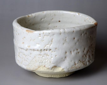 Shino Ware Chawan von Wakao Toshisada (geb. 1933) aus der japanischen Tee-Zeremonie