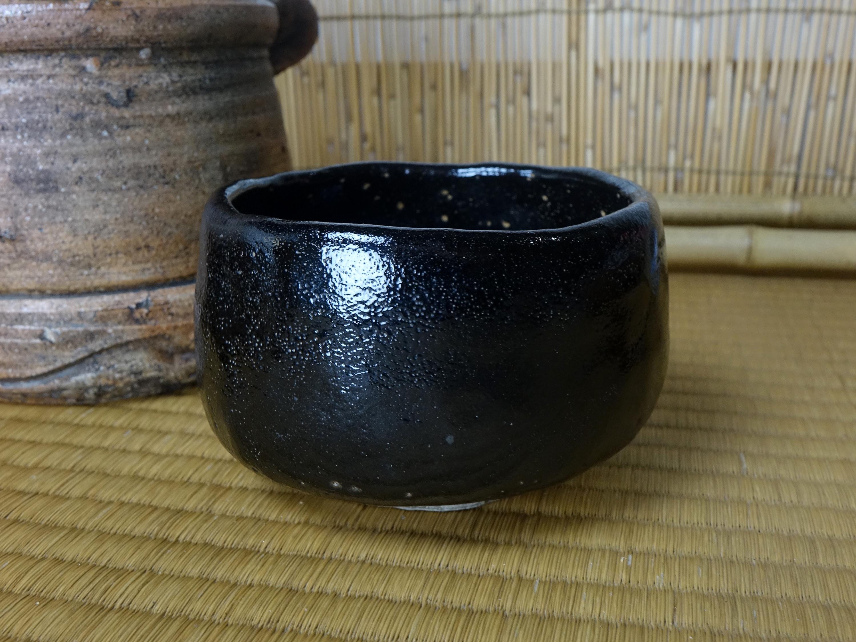 黒楽焼茶碗：中世日本の侘び寂びの儀式 - Etsy 日本