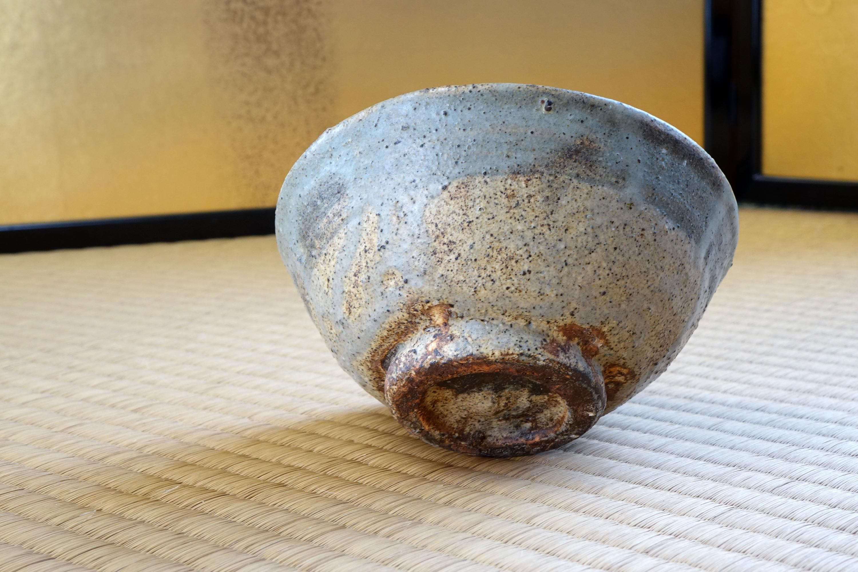 目を引く20世紀初頭の美濃焼茶碗。侘び寂びの日本の陶器 - Etsy 日本