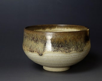 Chawan en céramique de Kyo avec glaçure brunâtre Bol à thé japonais Wabi Sabi pour la cérémonie du thé