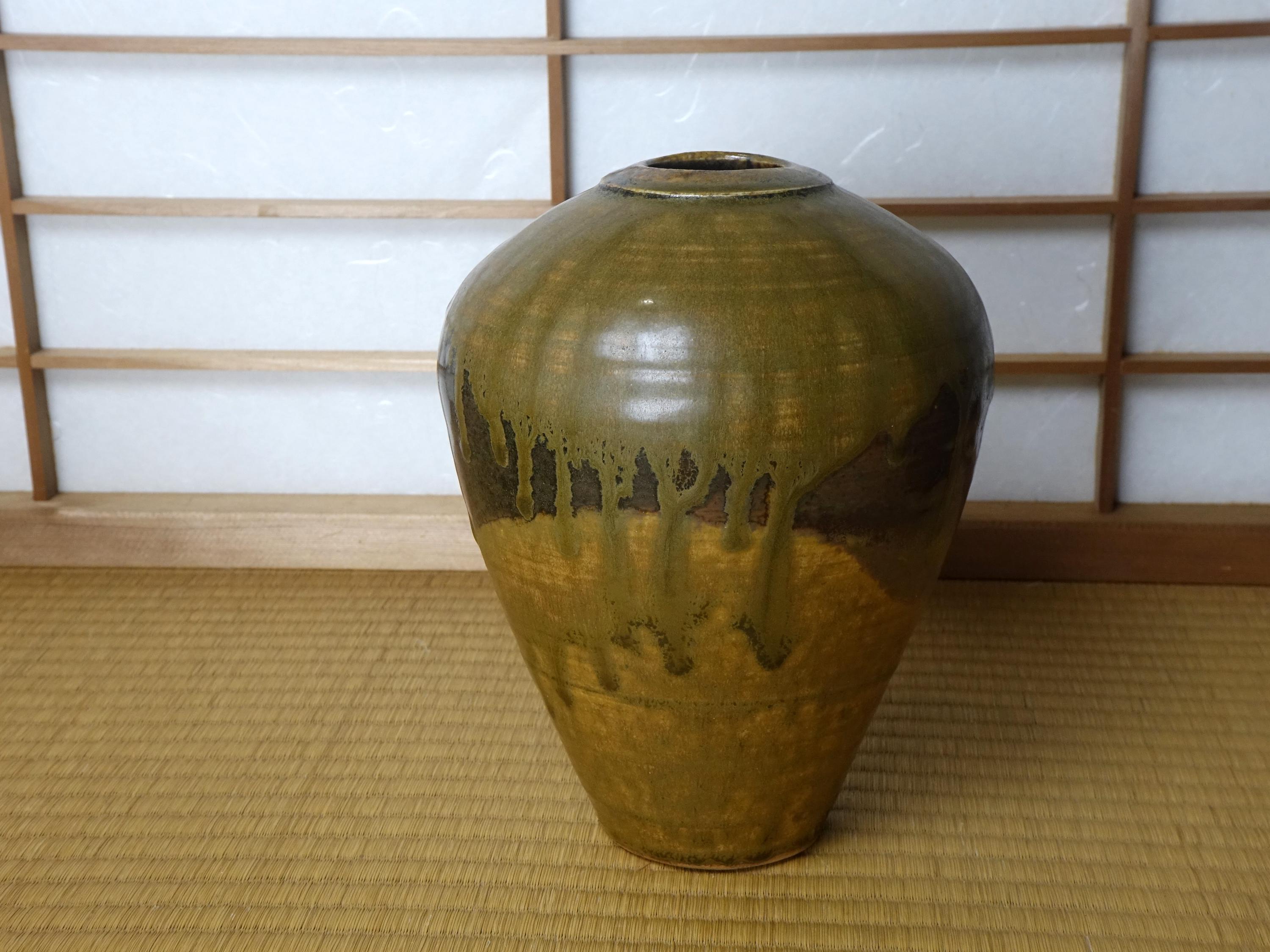 Iron-glazed Vase by Living National Treasure Tamura Koichi (1918