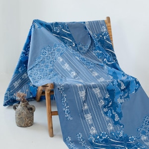 Handwritten Batik Cotton Fabric: Contemporary Indonesian Textile