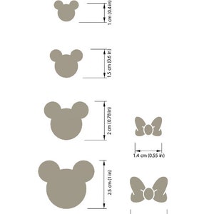 May include: Four different sizes of mouse-shaped cookie cutters and two different sizes of bow-shaped cookie cutters. The mouse cutters are 1 inch, 1.5 inches, 2 inches, and 2.5 inches in size. The bow cutters are 1.4 inches and 2 inches in size.