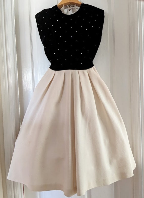 Vintage 1950's Black and Cream Cocktail Dress and… - image 2