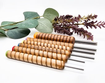 Set van zes papierkralenrollen (houten handvatten)