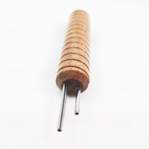 Double Pin Paper Bead Roller with 3/32&quot; Slotted Pins (Red)
