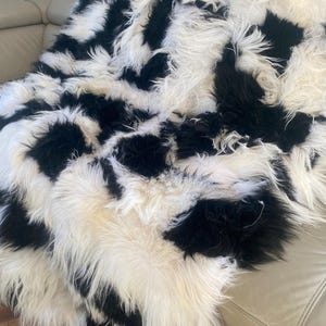 Hand made Genuine Sheepskin Throw ,  Sheepskin Rug , Throw -  Fur Rug - Natural Sheepskin 160/200cm  XXL  LARGE like a Cashemre