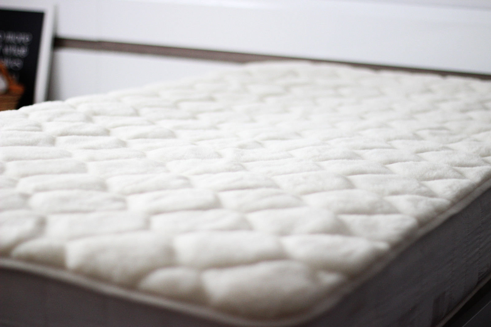 CARO Merino Wool Mattress Topper Wool Bed Sheet With Corner Etsy UK