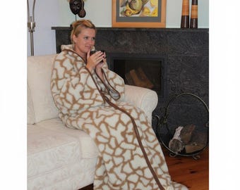 Merino Wool Hooded Blanket – Wearable Blanket with Sleeves, Cozy Winter Sleeping bag Blanket , Warm ,Gift for Women Woolen
