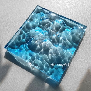 Diorama a piece of &quot;water&quot;,Raindrops miniature landscapes,Pocket-sized Ocean Resin art Scape Terrarium,home decor,design, customization,gift