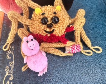 Winne spindeln Puh fanart plyschspindel stickad pompom söt krypande dekoration med liten griskulting och honungsburk