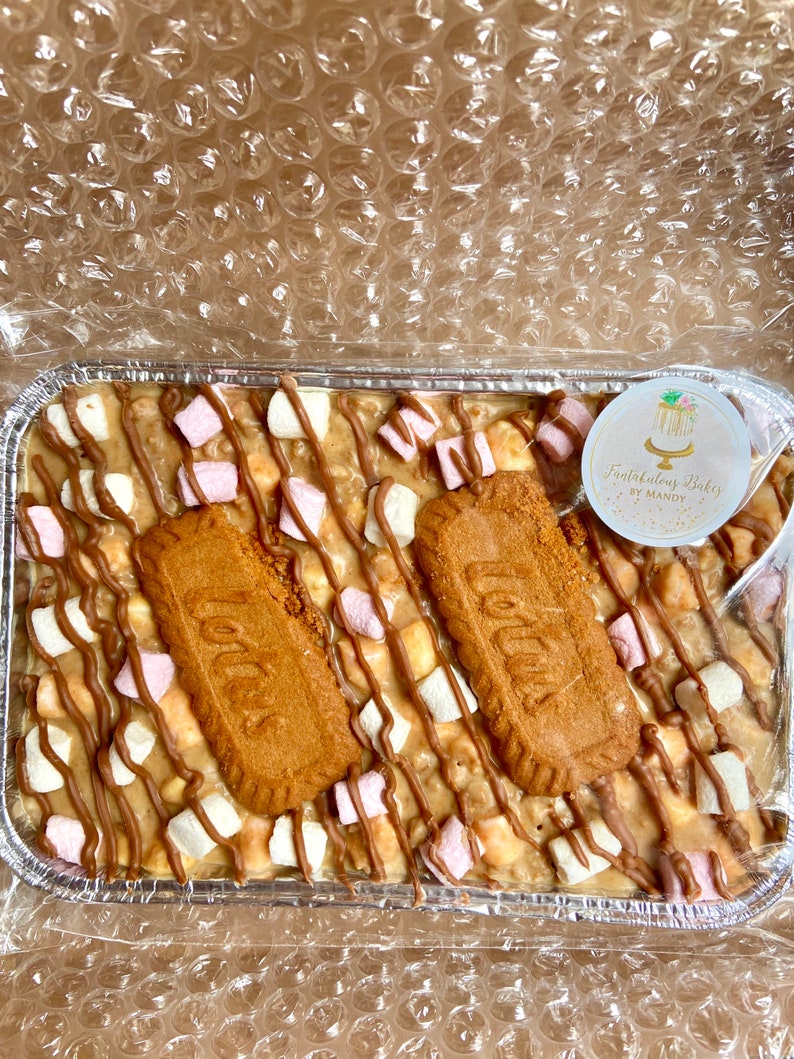 Lotus Biscoff Rocky Road Traybake. Caramelised Biscuits, Mini