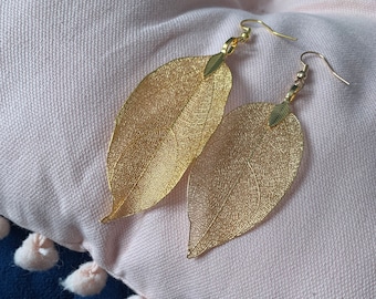 Boucles d'oreilles feuille d'or