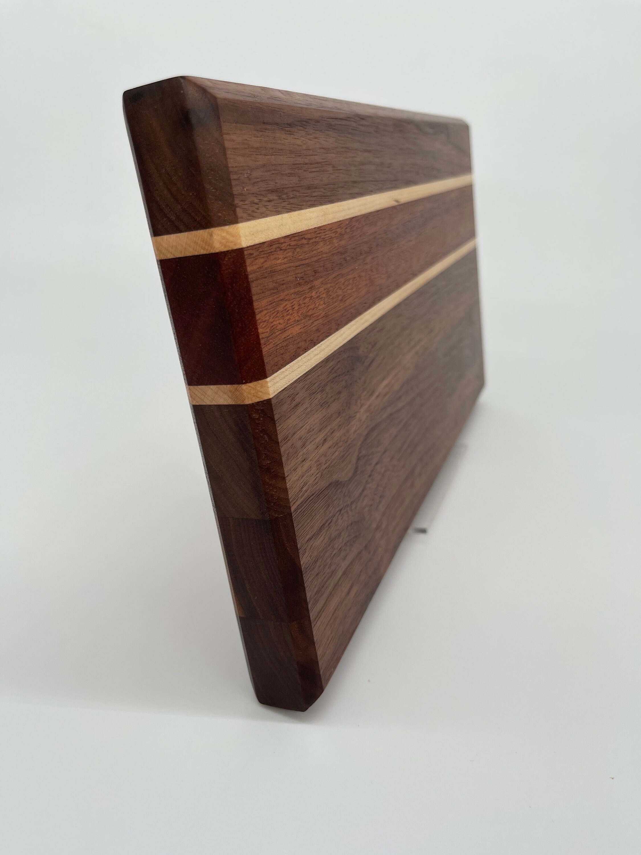 Planche à Découper En Bois D'érable Et Noyer – Fabrication Artisanale USA