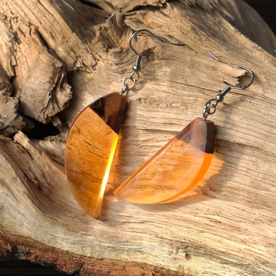 Wood resin earrings. Geometric earrings. Orange earrings simple. Minimalist casual earrings. Summer earrings. Everyday yellow earrings.