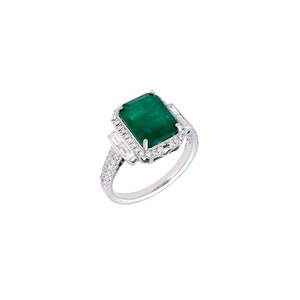 Emerald Cut Emerald Ring 18k White Gold / Halo Diamond Engagement Ring / Natural Emerald Vintage Jewelry / Emerald Birthstone Ring