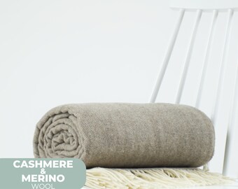 Cashmere merino wool throw blanket 140x200 cm (55x78 in) with fringes, Light brown herringbone blanket, Luxury sofa throw