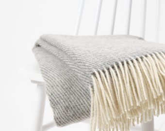 Grey sofa blankets throws | Natural wool plaid blanket | Rustic farmhouse blanket | Cozy hygge bedspread | Housewarming gift