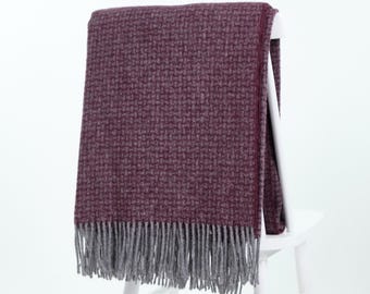 Wool throw blanket 140x200 cm (55x78 in) with fringes, Dark purple textured wool blanket, Cozy sofa throw, Minimalist decor
