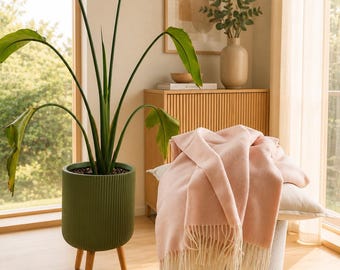 Extra Sofa Light Pink Blanket With Fringes | Cashmere and Merino Wool Sofa Throw | Boho Dreamy Home-Decor