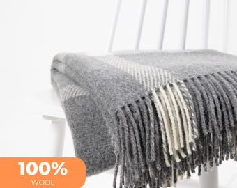 Dark grey checked plaid blanket - Natural wool large sofa throw - 140x200cm / 55x78in incl fringes - Housewarming Gift