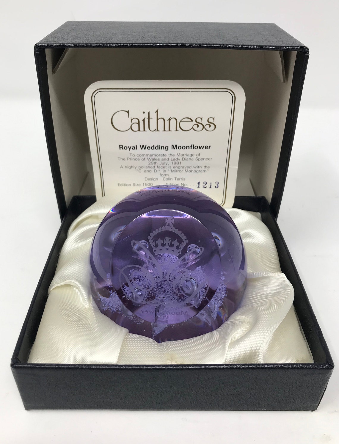 Caithness Paperweight Royal Wedding Moonflower Colin Terris Etsy