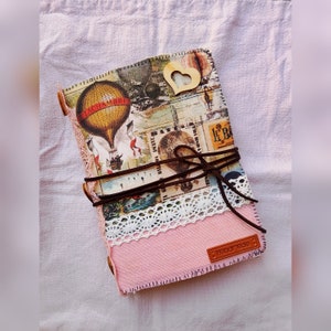Libro dei ricordi tascabile, diario spazzatura rosa, con carta riciclata e tessuto. Taccuino da viaggio rilegato a mano. Scrapbooking