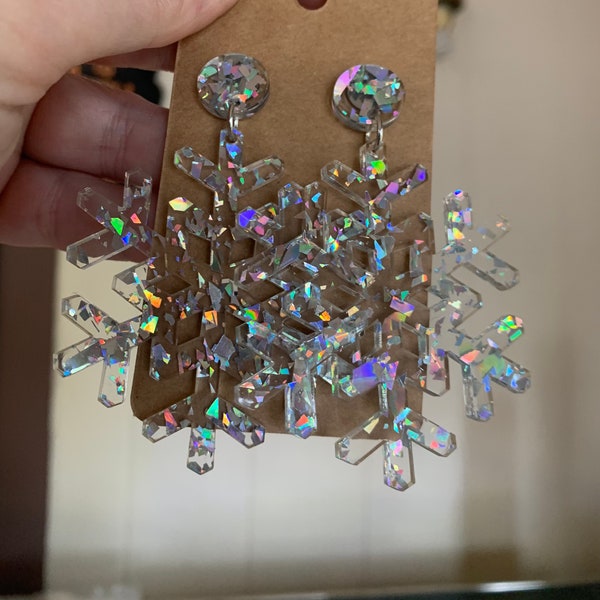 Schneeflocken Ohrringe, Schneeflocken, Glitzer Schneeflocken Ohrringe, Glitzer Acryl Ohrringe, Winter Ohrringe, große Ohrringe, süße Weihnachtsohrringe