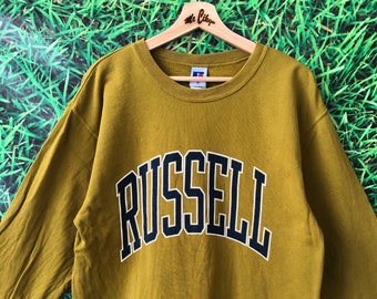 Vintage 90s Russell Athletic Big Spell Out (code:KAE)