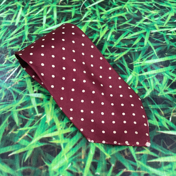 Burberrys London-New York_Paris Made In England All Silk Necktie