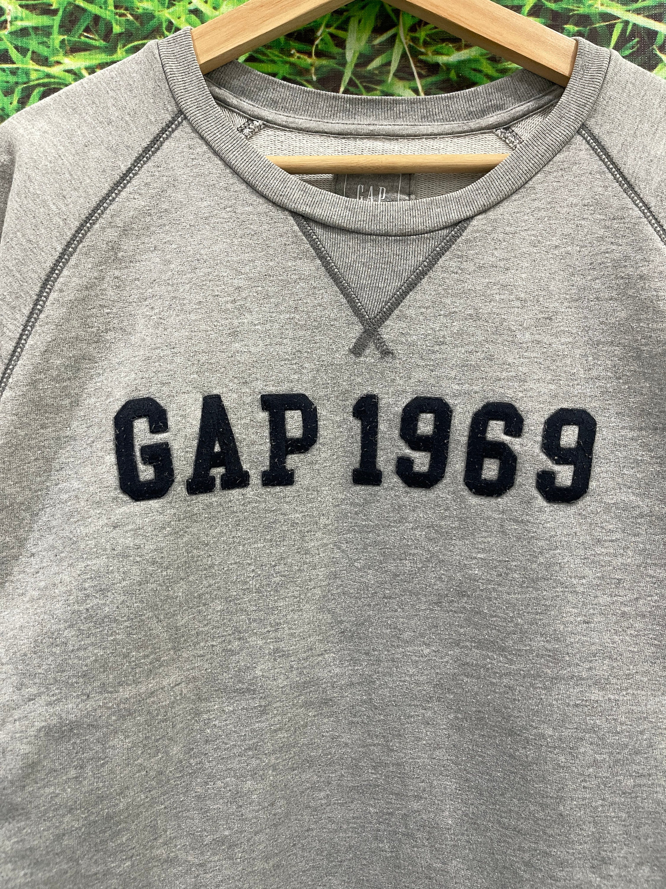 Vintage Gap 1969 Big Logo Sweatshirt code kat Etsy Singapore