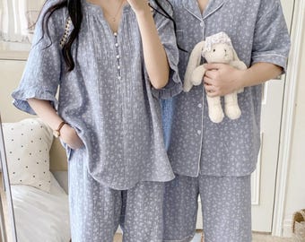 Floral Gaze Paar Pyjamas: Passendes Herren-Set, Damen-Short-Set & Kleid