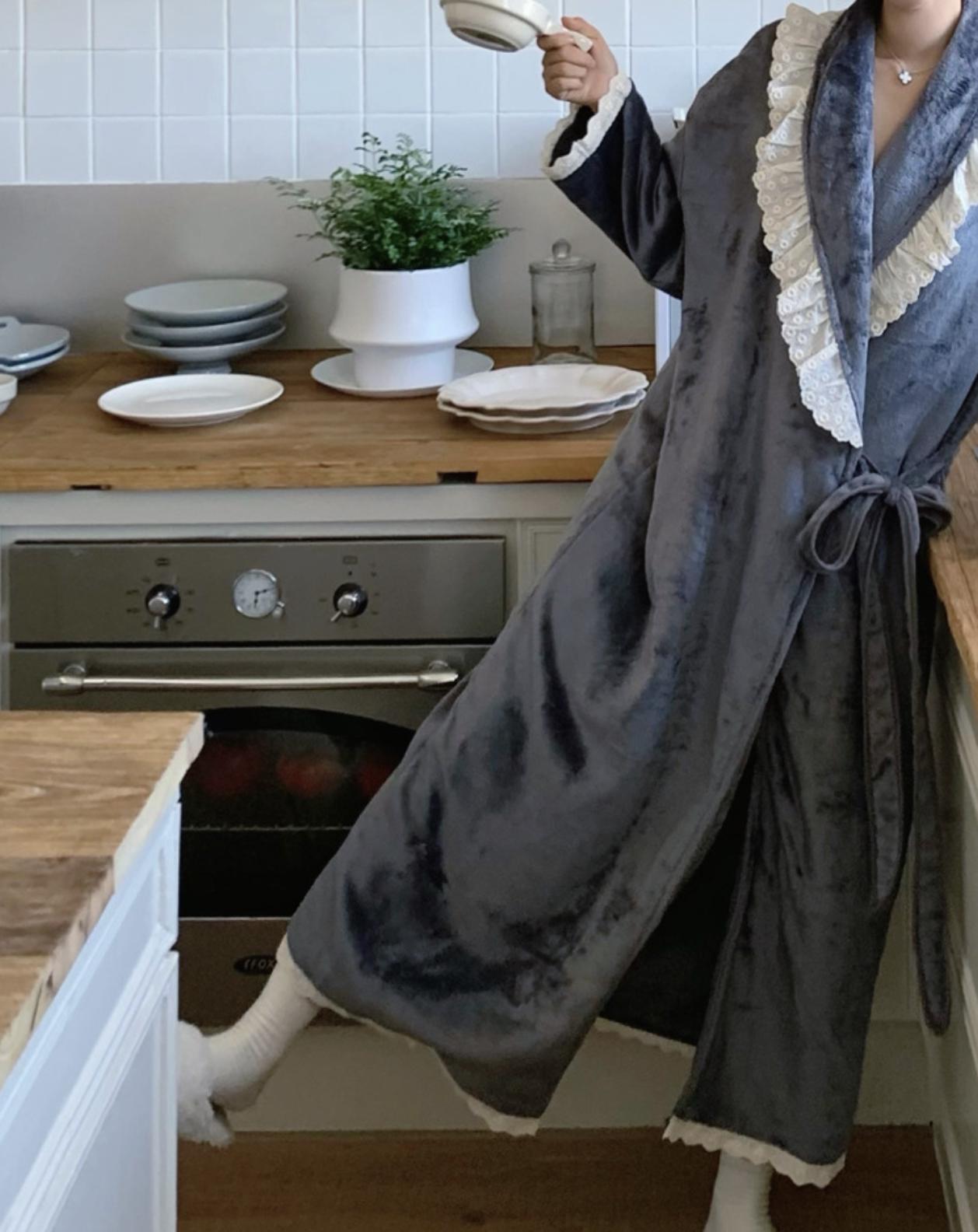 Lace Ruffle Robe | Soft Velvet Fleece Bathrobe | Romantic Bridal ...