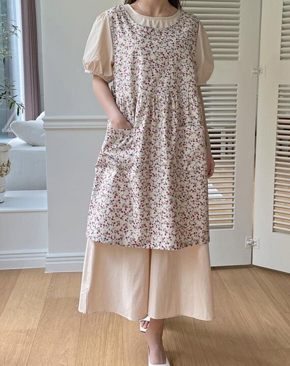 ポケット付きコットン花柄エプロン：ヴィンテージフラワースタイル