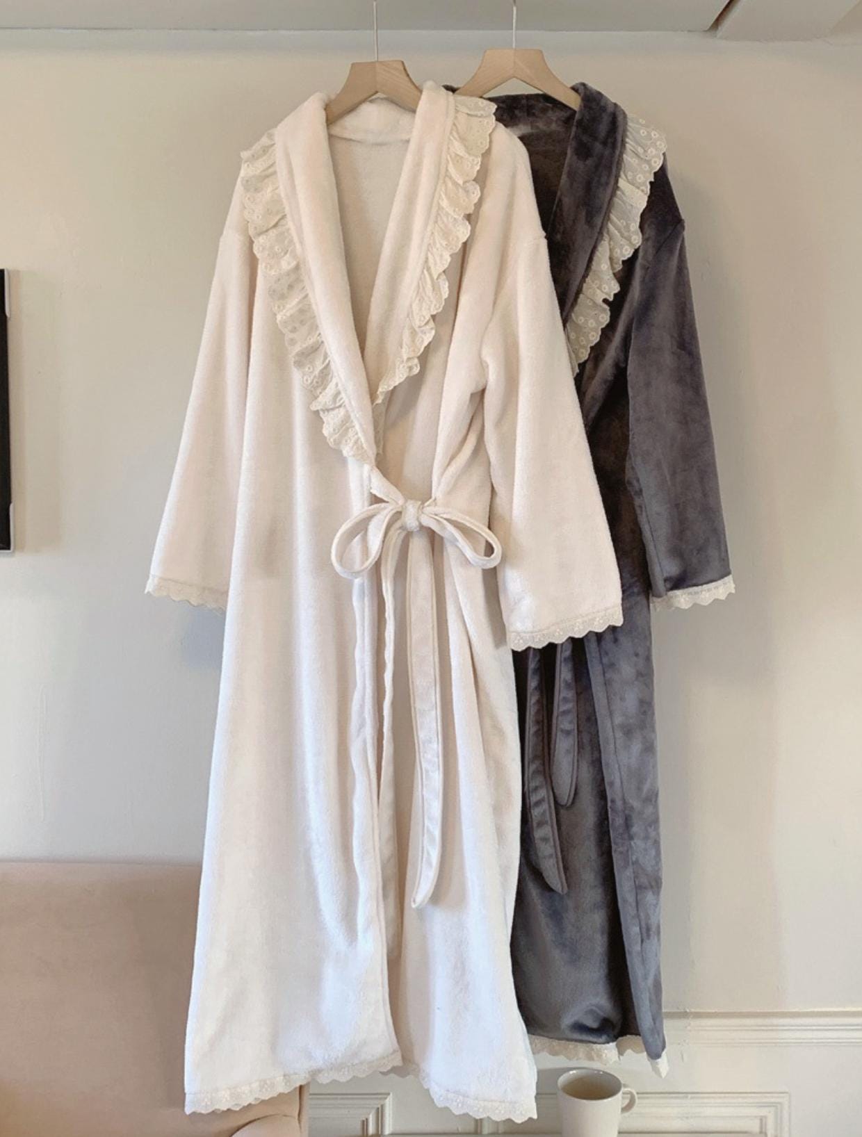 Lace Ruffle Robe | Soft Velvet Fleece Bathrobe | Romantic Bridal ...