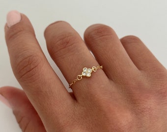 14k Gold Filled Tiny Clover Chain Ring | Lucky Clover Ring | QuatreFoil CZ Ring | Dainty and Delicate Chain Ring | Lucky Charm Ring