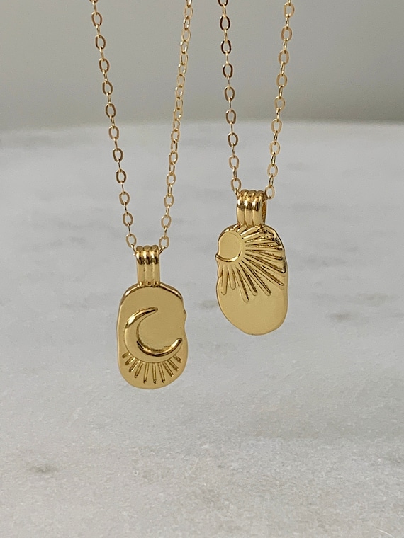 Collana uncinetto argentata e blu - Gioielli - Collane - di Silvia ... | su