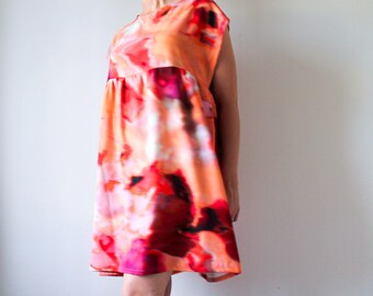 Abstract Red Dress | Wearable Art Dress | Upcycled Fashion Made in Montreal | Women's Size Large | One of a Kind Handmade Dress