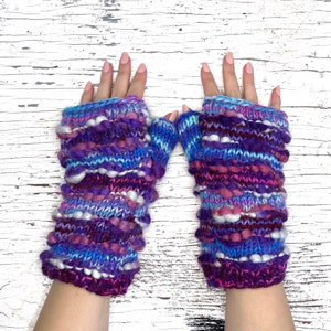 Two Purple Insta Loc Gloves Two 0.05 Crochet Needles– Sew-in-glove